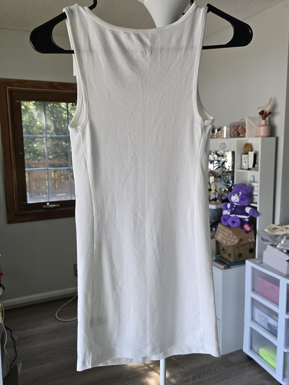 Isabel White Tank XS - Picture 2 of 3